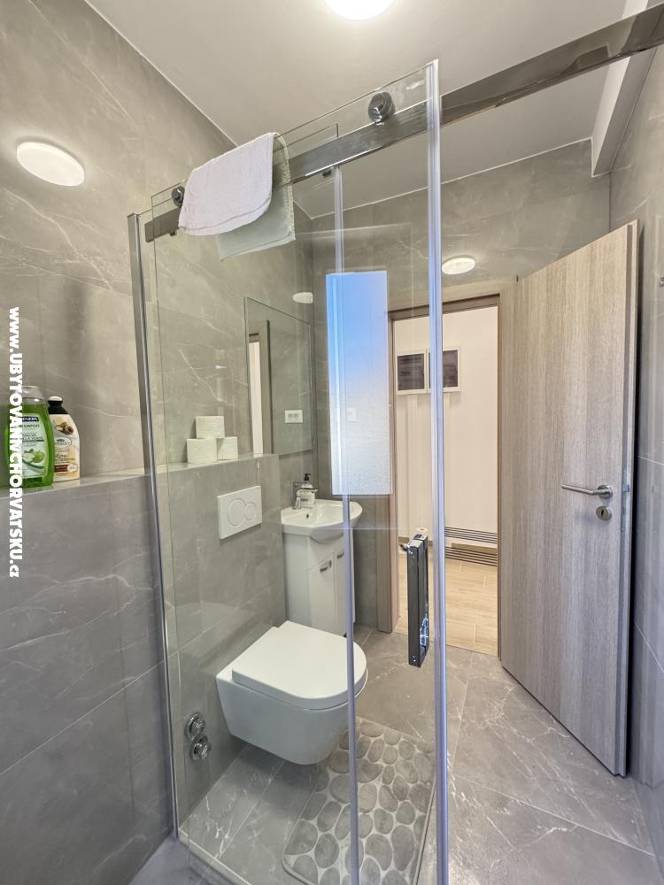 Flowers Apartmanok Pula - Pula Horv�torsz�g