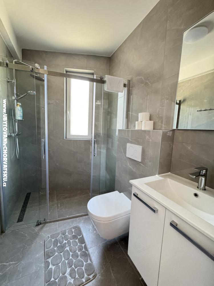 Flowers Apartmanok Pula - Pula Horv�torsz�g