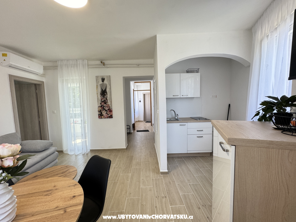 Flowers Apartmanok Pula - Pula Horv�torsz�g