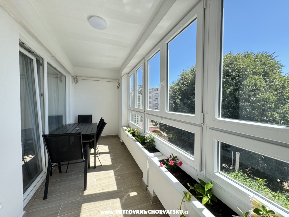 Flowers Apartmanok Pula - Pula Horv�torsz�g