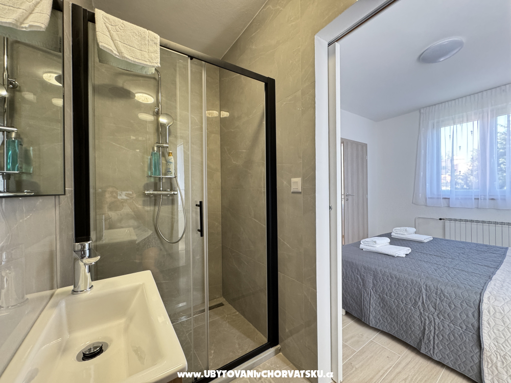 Flowers Apartmanok Pula - Pula Horv�torsz�g