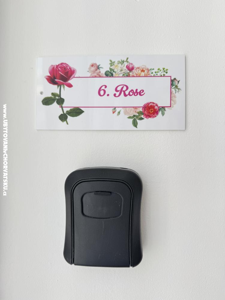 Flowers Apartmanok Pula - Pula Horv�torsz�g