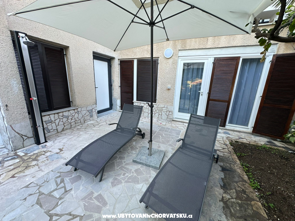 Flowers Apartmanok Pula - Pula Horv�torsz�g