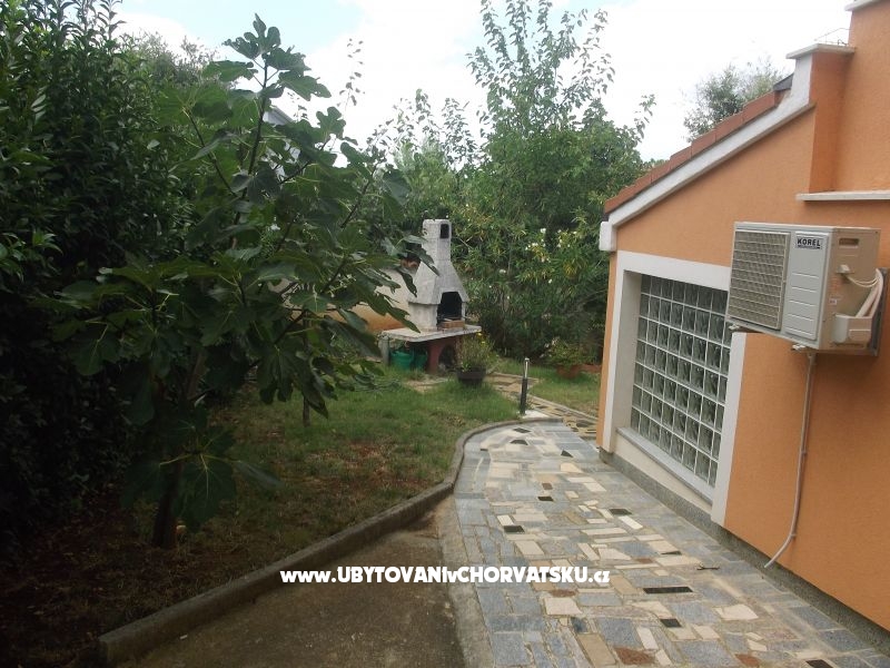 Privatna kuća – Ferienwohnung Pula, Kroatien – Foto 16