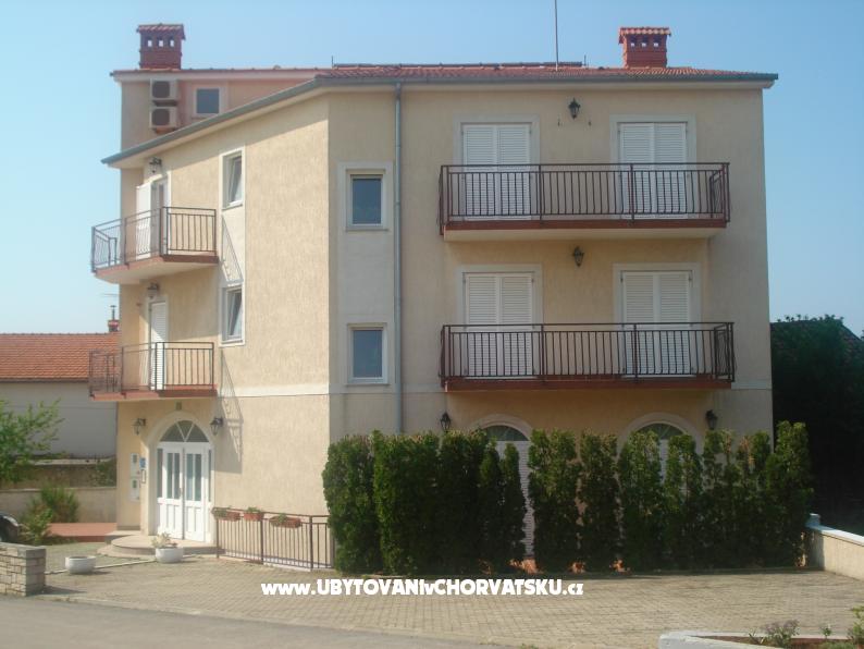 Villa Cukon – Ferienwohnung Pula, Kroatien – Foto 1