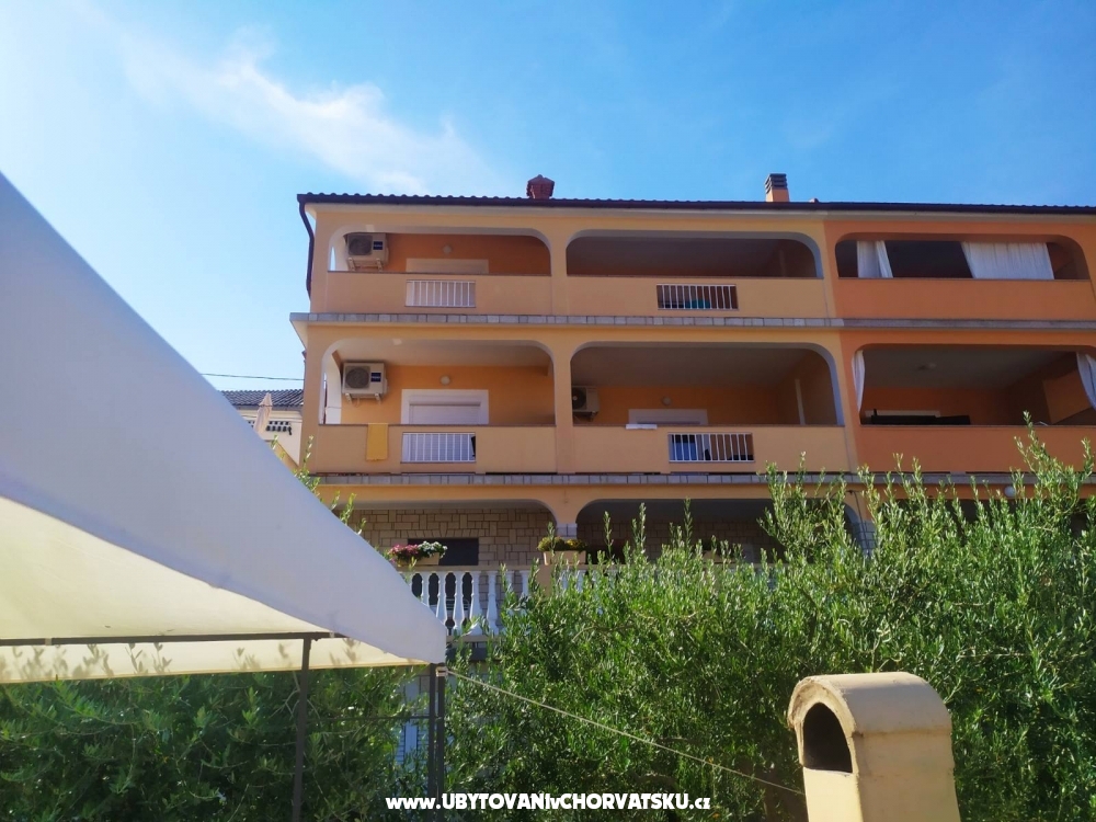 Appartements Damir-Julija - ostrov Rab Croatie