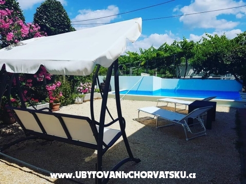 Apartmny Gvai - ostrov Rab Chorvatsko