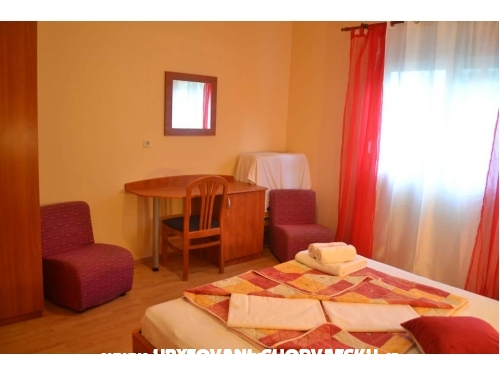 Apartmny Gvai - ostrov Rab Chorvatsko