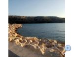 Apartmaji Mira - ostrov Rab Hrvaka