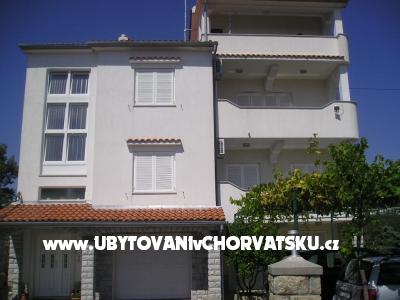 Apartmány Mlacović – ubytování ostrov Rab, Chorvatsko – foto 1