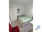 Appartements Sindi 1,2           APART - ostrov Rab Kroatien