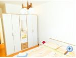 Appartements Uranus - ostrov Rab Kroatien