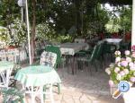 Apartmaji Kampor - ostrov Rab Hrvaka