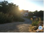 Apartmaji Md Stanii - ostrov Rab Hrvaka
