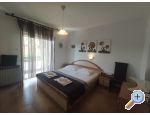 Apartmaji uvala Vardoa - ostrov Rab Hrvaka