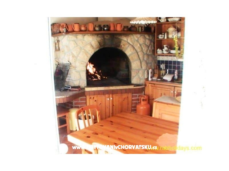 Haus Ana directly by the beach – Ferienwohnung Insel Rab, Kroatien – Foto 6