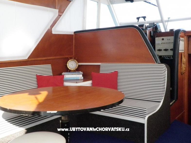 Hausbot Princezna Kristina – Ferienwohnung Rabac, Kroatien – Foto 3