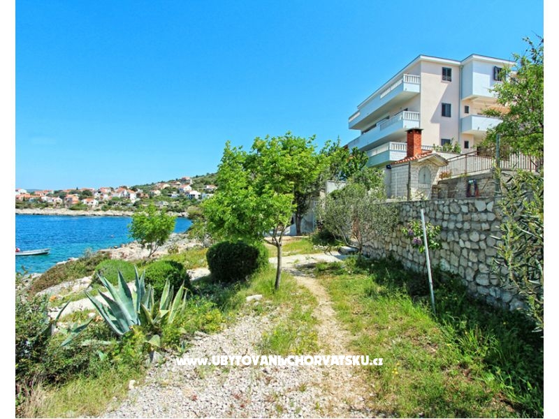  Rajcic apartmani – Ferienwohnung Rogoznica, Kroatien – Foto 2