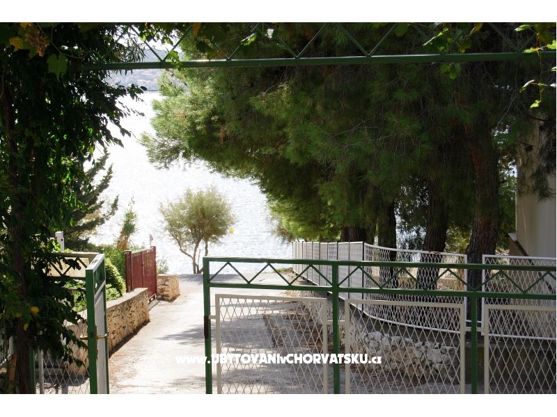  7 maslina – Ferienwohnung Rogoznica, Kroatien – Foto 12