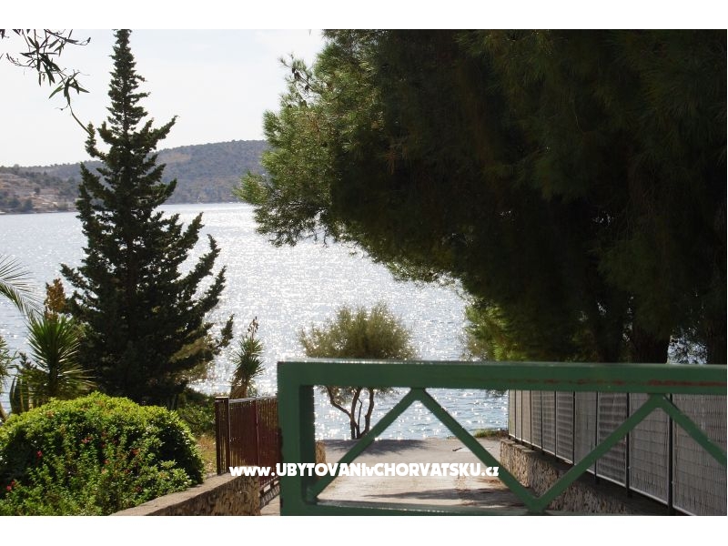  7 maslina – Ferienwohnung Rogoznica, Kroatien – Foto 14