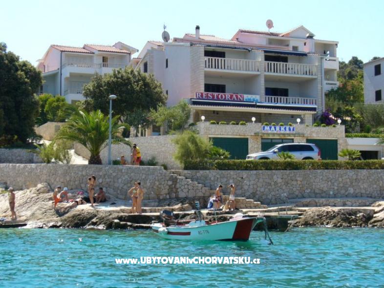 Aparthotel eM-Ka – Ferienwohnung Rogoznica, Kroatien – Foto 1