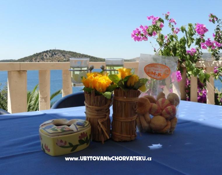 Aparthotel eM-Ka – Ferienwohnung Rogoznica, Kroatien – Foto 13