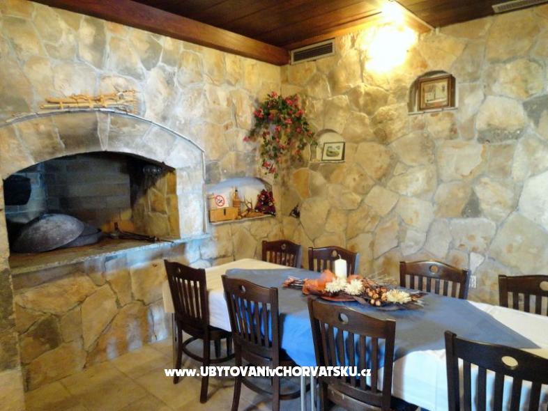 Aparthotel eM-Ka – Ferienwohnung Rogoznica, Kroatien – Foto 16