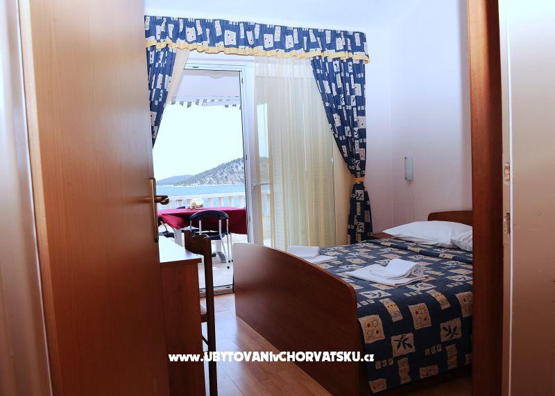 Aparthotel eM-Ka – Ferienwohnung Rogoznica, Kroatien – Foto 4