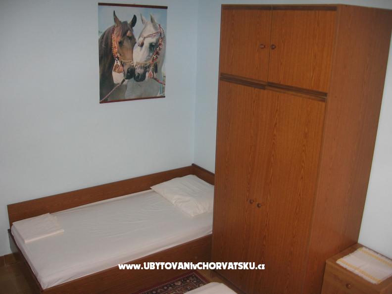 Apartment Budimir – Ferienwohnung Rogoznica, Kroatien – Foto 4