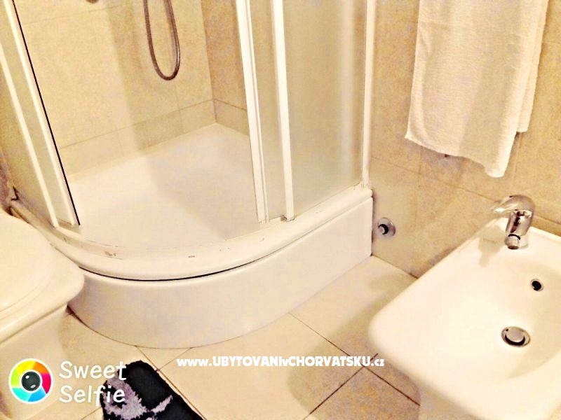 Apartment Loncar – Ferienwohnung Rogoznica, Kroatien – Foto 10