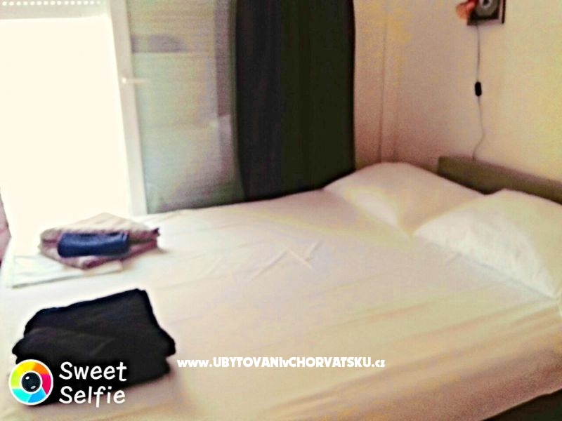 Apartment Loncar – Ferienwohnung Rogoznica, Kroatien – Foto 9