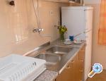 Apartma Neva - Rogoznica Hrvaka