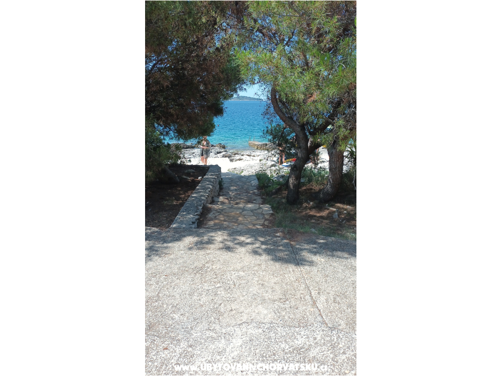 Apartmaji 4dolphins - Rogoznica Hrva�ka