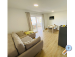 Appartements Ana - Rogoznica Kroatien
