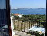 Apartmaji Anna - Rogoznica Hrvaka