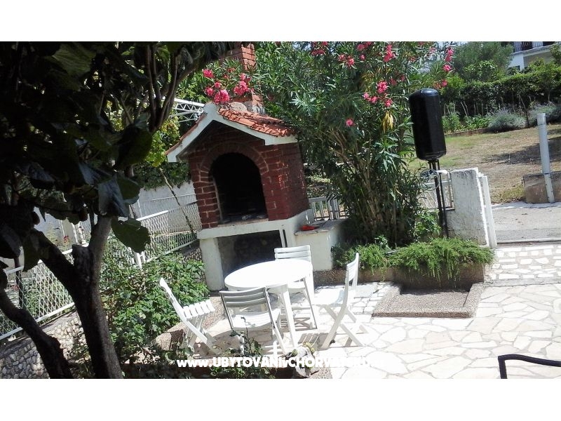 Appartements Baković – Ferienwohnung Rogoznica, Kroatien – Foto 3