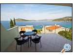 Appartements Ban - Rogoznica Kroatien