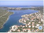Apartmaji Bandov - Rogoznica Hrvaka