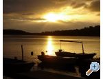 Apartmaji Bandov - Rogoznica Hrvaka