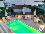 Villa Bobanac with heated pool - Rogoznica Kroatien