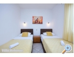 Villa Bobanac with heated pool - Rogoznica Kroatien