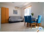 Apartmaji Burazer Ilii - Rogoznica Hrvaka
