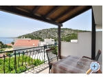 Apartmaji Dejo - Rogoznica Hrvaka