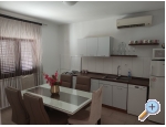 Appartements Diana - Rogoznica Kroatien
