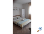Appartements Dino - Rogoznica Kroatien
