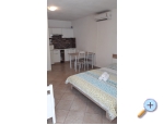 Appartements Dino - Rogoznica Kroatien