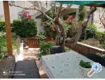 Apartmaji Dino - Rogoznica Hrvaka