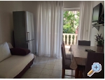Apartmaji Dino - Rogoznica Hrvaka