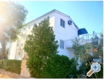Appartements Dino - Rogoznica Kroatien