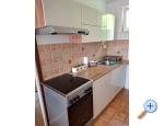 Apartmaji Dino - Rogoznica Hrvaka